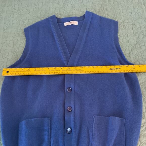 Johnstons of Elgin Mens Pure Lambswool Button up Vest Royal Blue Large - Picture 9 of 9